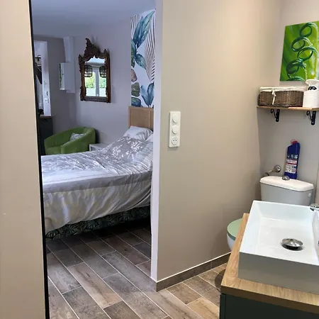 Elegance Et Tranquillite 아파트 *